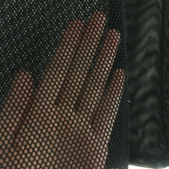 PLAY ROOM KOREA Mesh top BNWT - Picture 2 of 3